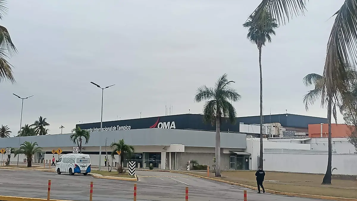 Tamaulipecos viajan menos en avión