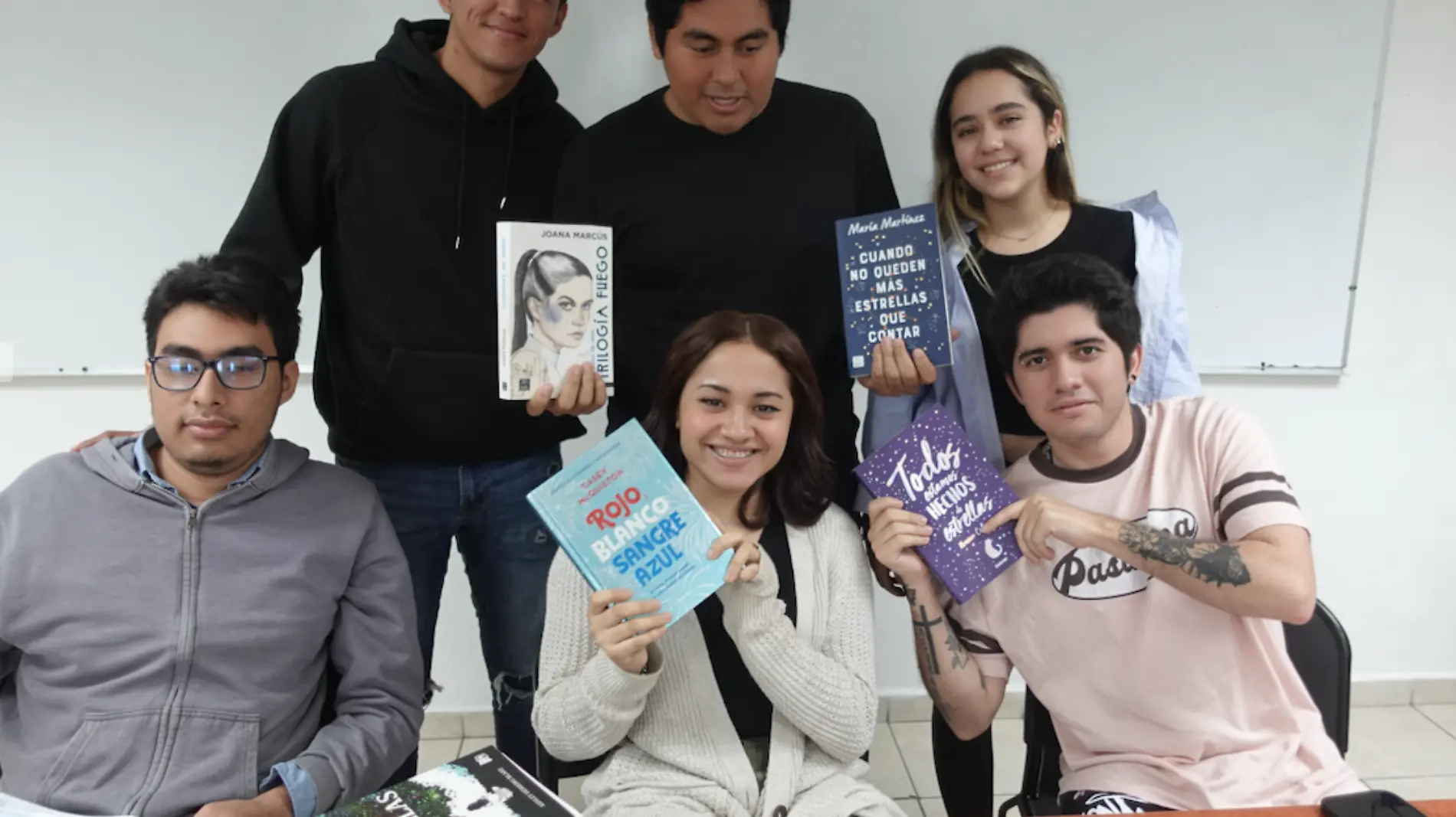 La cuenta de TikTok de Denisse Reyes de Tampico es para tomarse en serio, es un espacio para hablar de libros