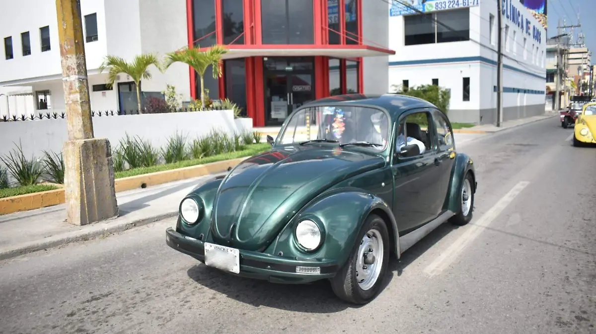 Ferdinand Porsche diseñó el primer vehículo de la compañía Volkswagen