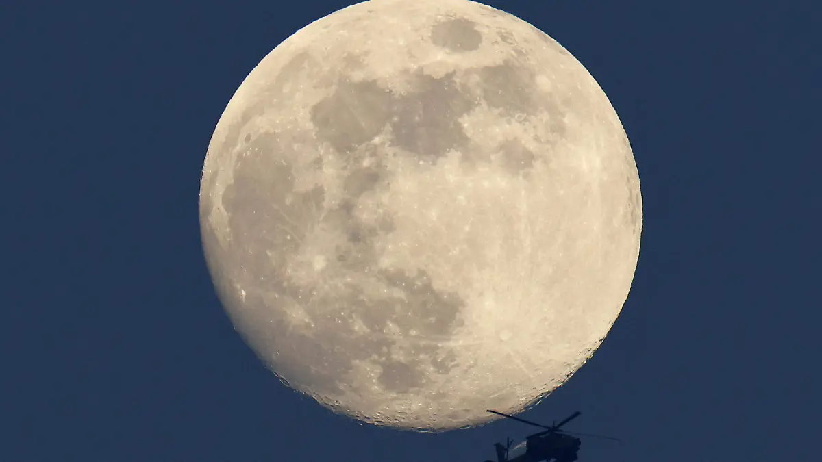 Un día lunar dura aproximadamente 29.5 días terrestres Reuters (2)