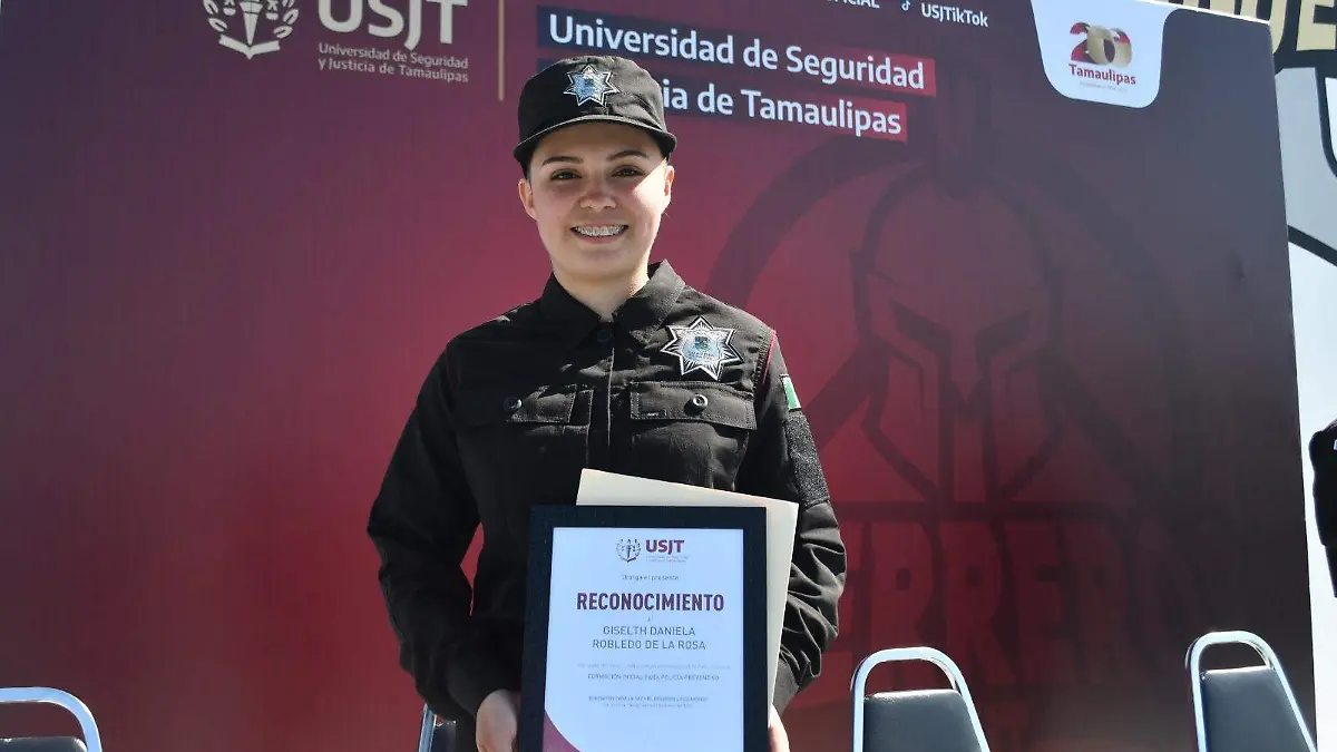 Giselth Daniela Robledo De la Rosa 