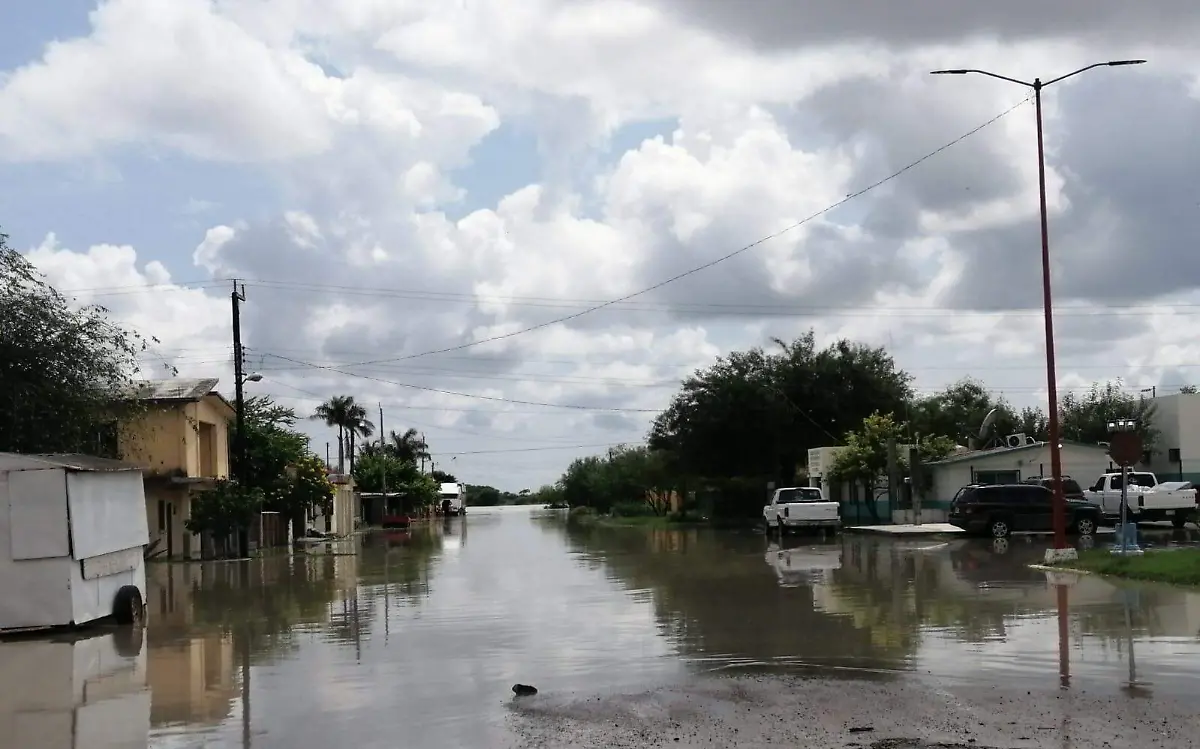 Evacuan a 100 familias de la colonia agrícola Francisco González Villarreal en San Fernando, Tamaulipas  SSPT (1)