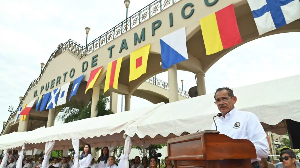 El 12 de noviembre de 1824 a través de un decreto fue declarada la nueva ciudad como puerto marítimo