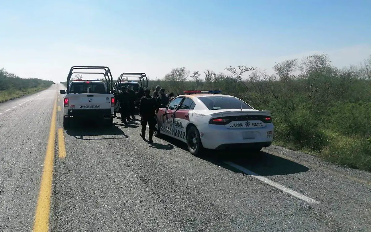 Guardia Estatal auxilia a japoneses que van a Argentina 