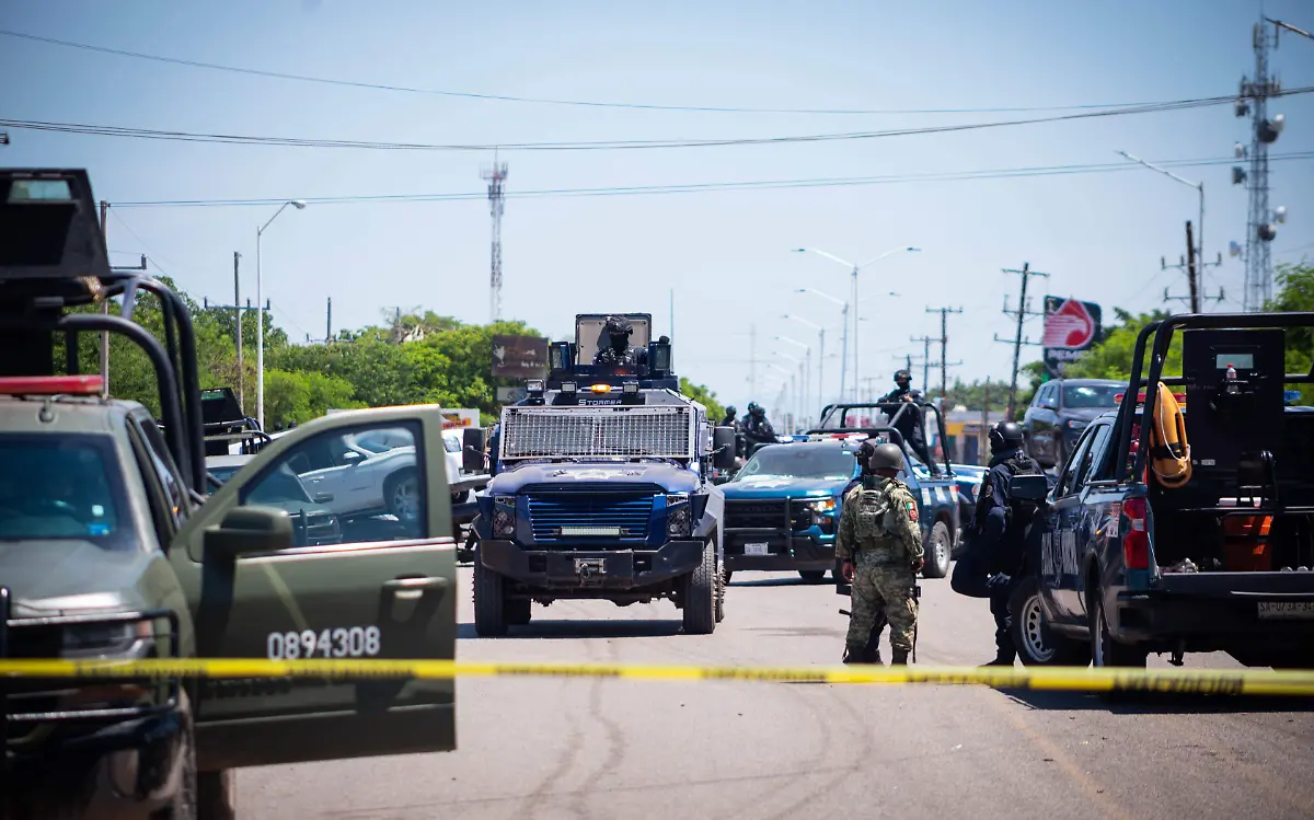 996395_Culiacán Camionetas Baleadas-6_impreso