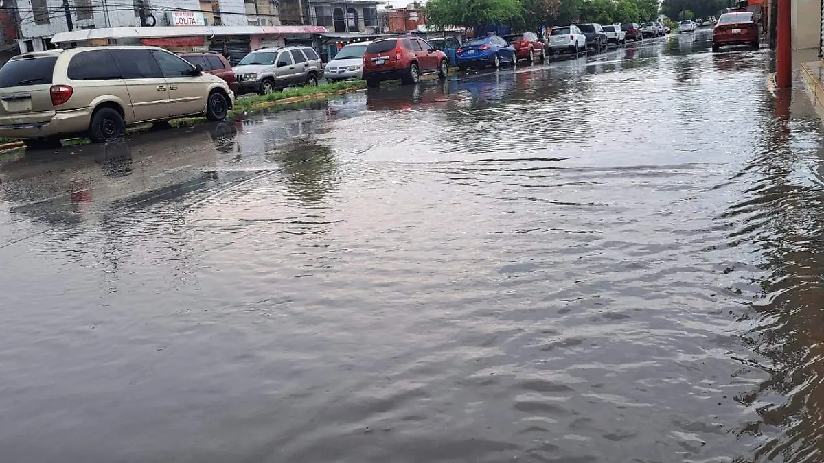 Reynosa amanece con lluvia y granizo; tormentas podrán continuar