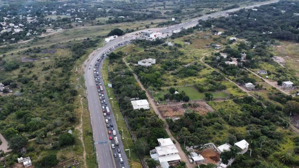 Se complica entrada y salida al sur de Tamaulipas Alejandro del Ángel (2)
