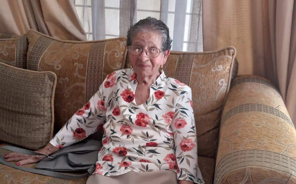 Gracia Reyna, una abuelita veracruzana que celebra sus 99 años de vida Margarita Salas (2)