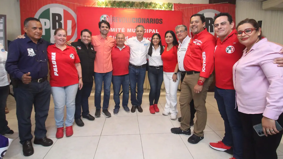 Jesús Nader y Carlos Fernández se reúnen con militantes del PRI Equipo de campaña (2)