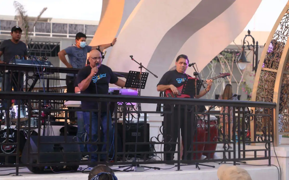 Concierto a beneficio del Mariachi Internacional Reyes en Ciudad Madero Víctor de Sampedro (3)