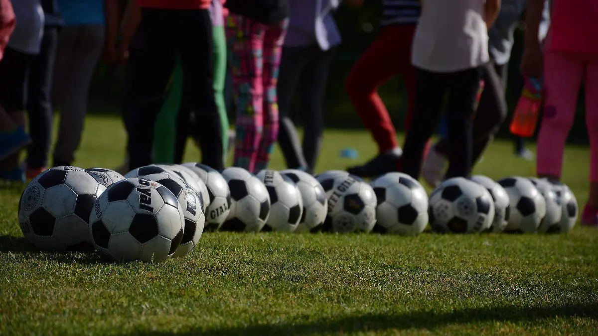 Balón de futbol Pixabay