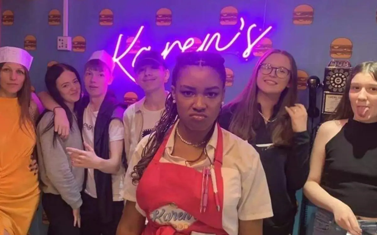 Preparan las mejores hamburguesas, pero prestan una mala actitud