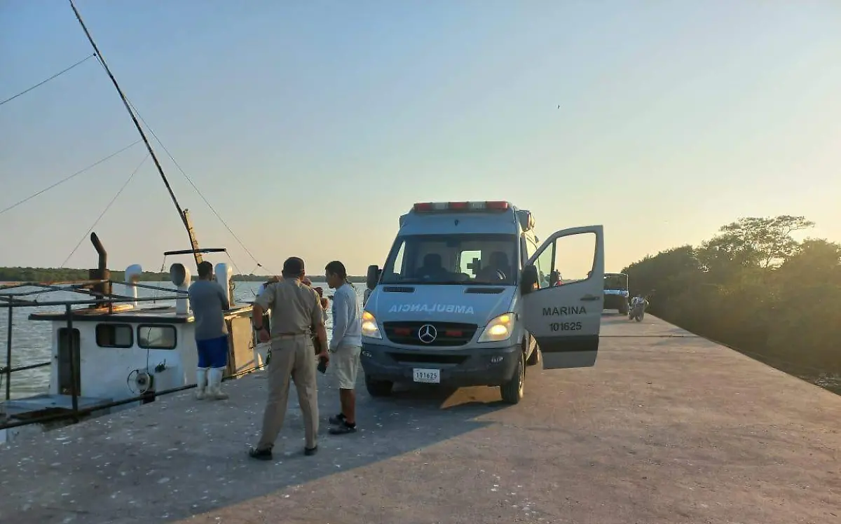 Localizan a barco y tripulación que naufragaron más de un mes SSP (5)