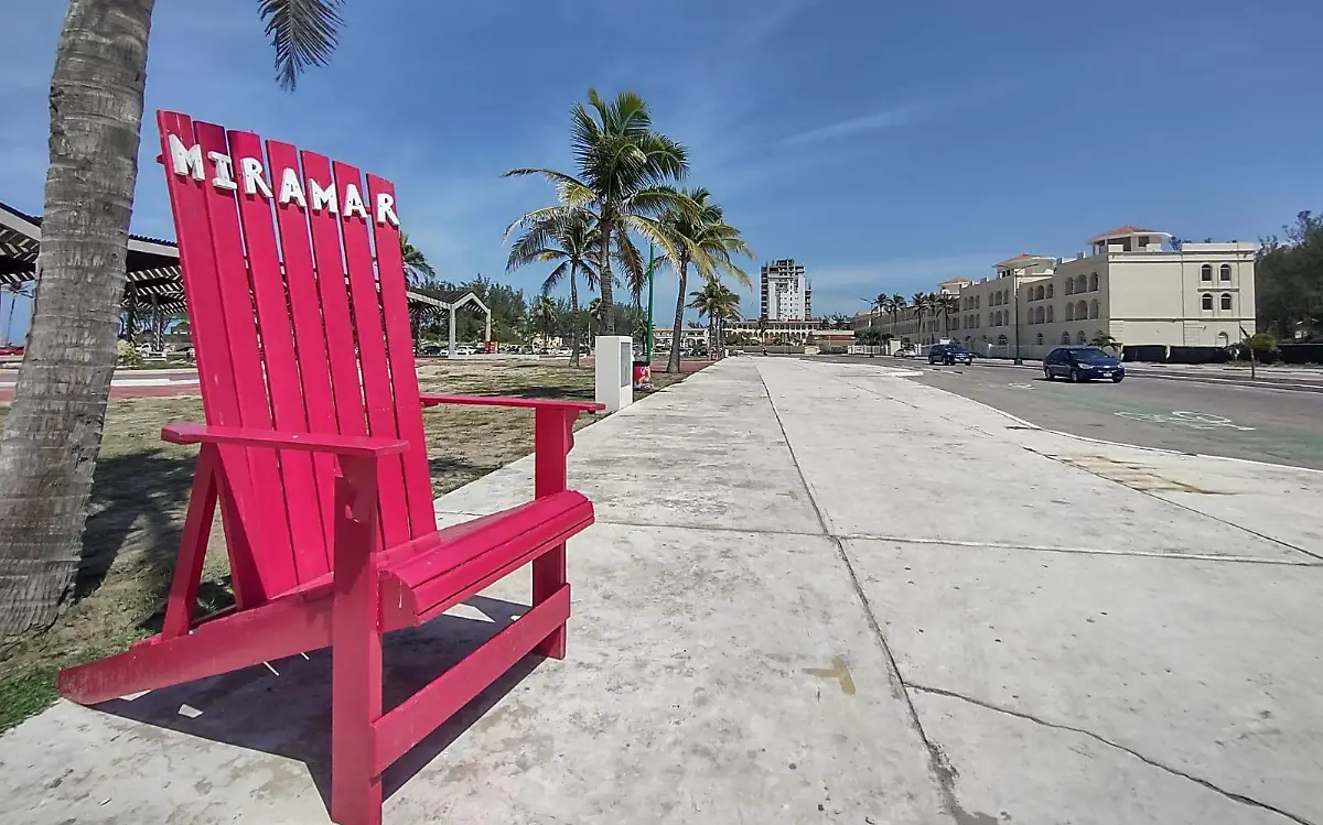 Una intensa movilización se generó por el reporte de una persona desaparecida en playa Miramar Alejandro del Ángel