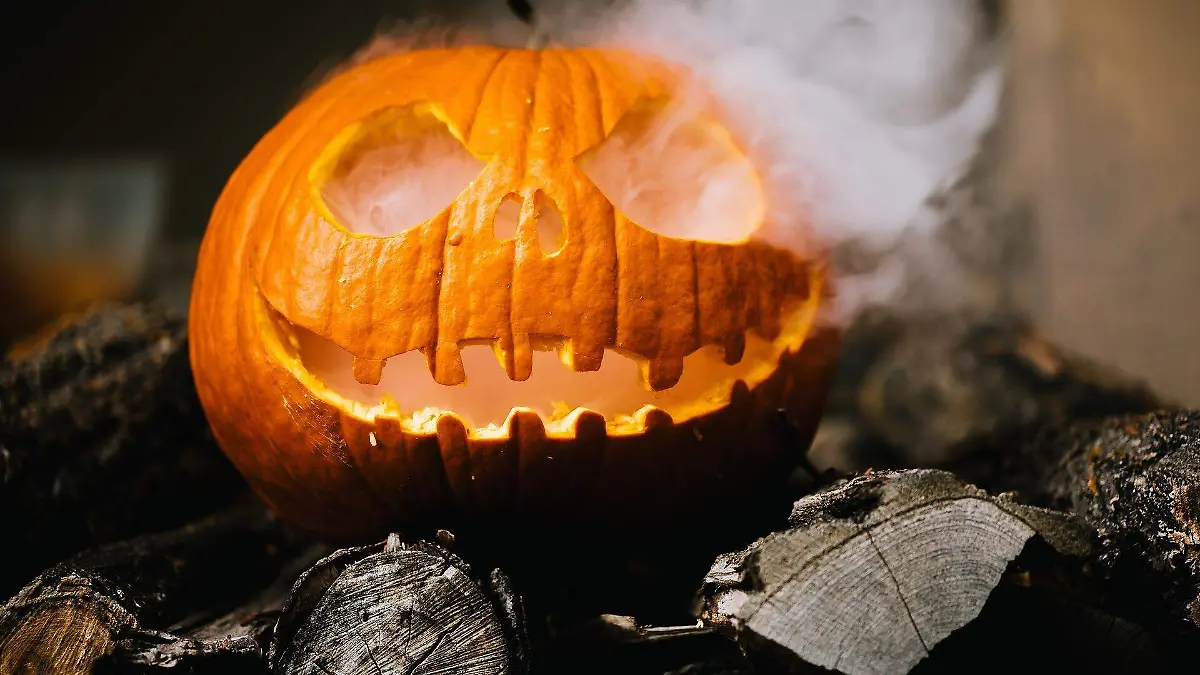 halloween-2905529_1920