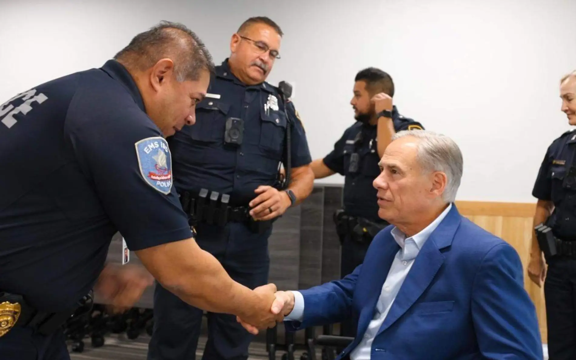 Con el argumento de defender a Texas de una “invasión” migrante, el gobernador Greg Abbott anunció el despliegue de la Guardia Nacional y del Departamento de Seguridad 