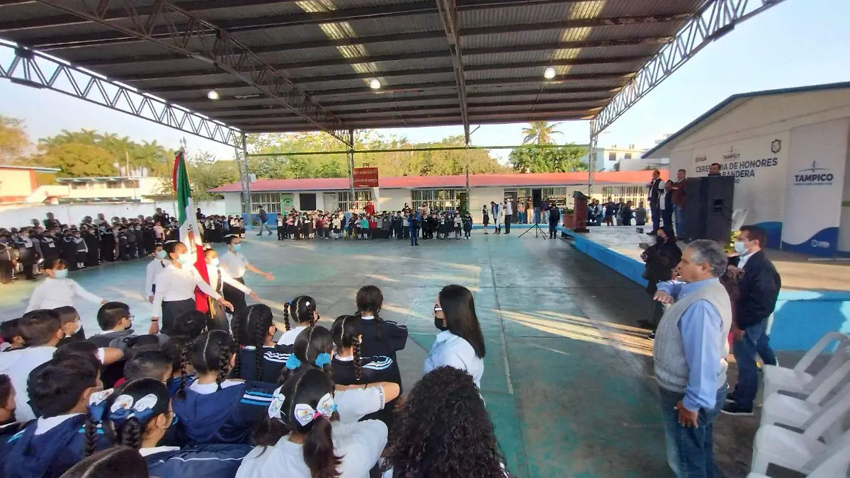 Con el objetivo de combatir la obesidad infantil y juvenil, personal de la SST se reunió con representantes de diversas escuelas de Tampico