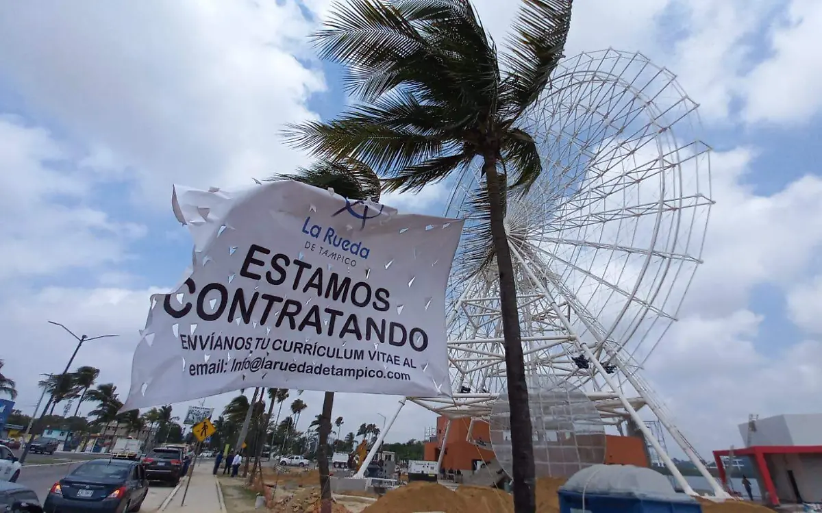 Contratan personal para trabajar en la rueda de la fortuna de Tampico José Luis Tapia