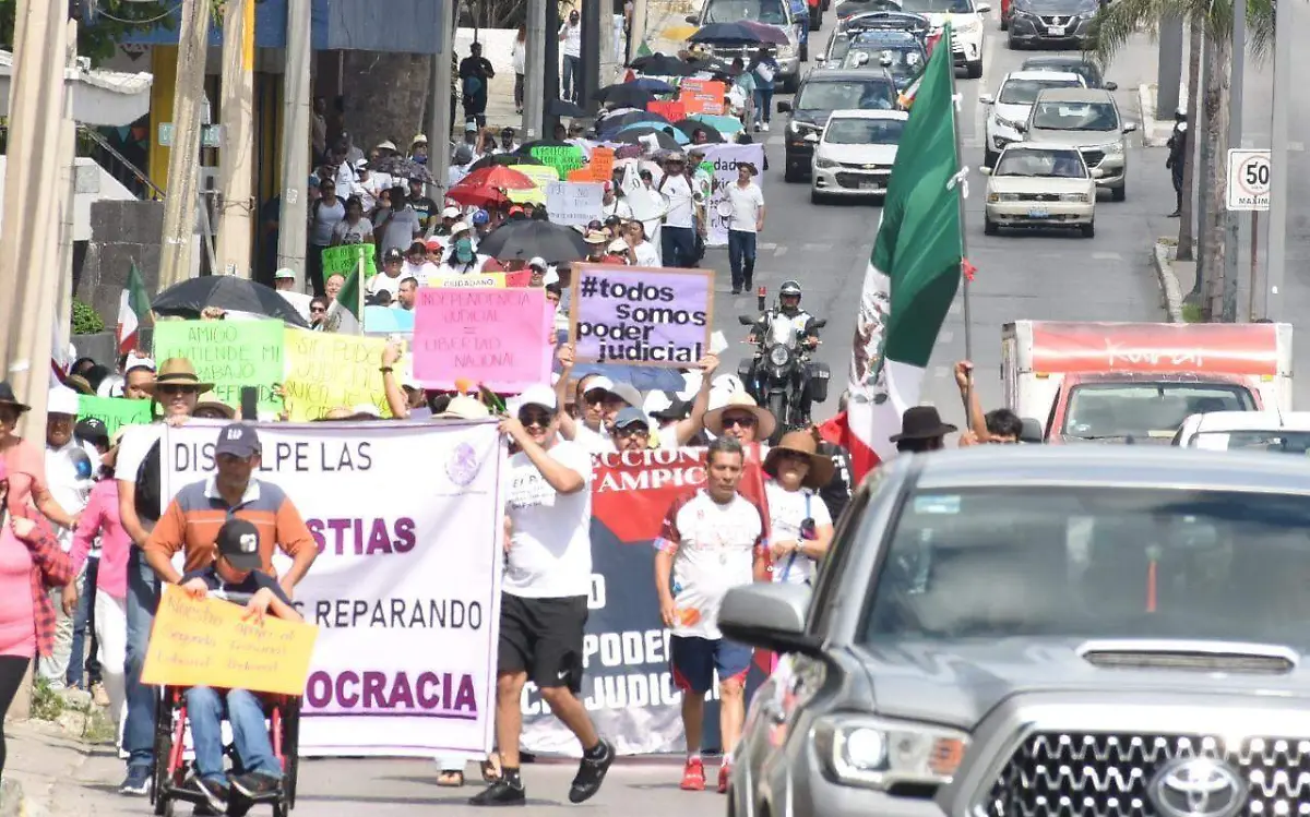 Se manifiestan en Tampico contra los ajustes que se proponen al Poder Judicial José Luis Tapia