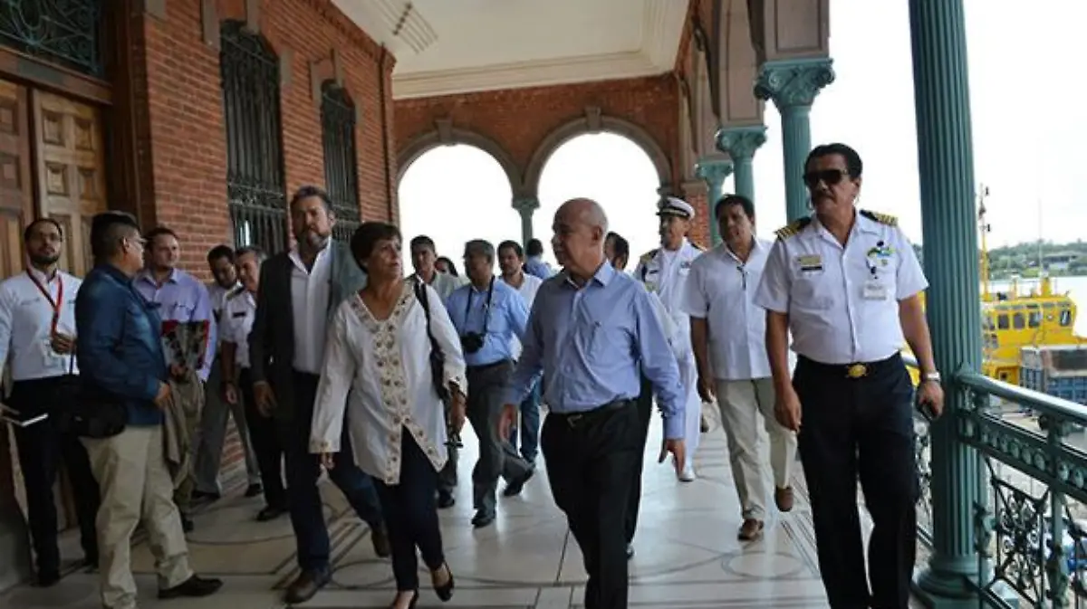 WhatsApp Image 2016-11-25 at 3.53