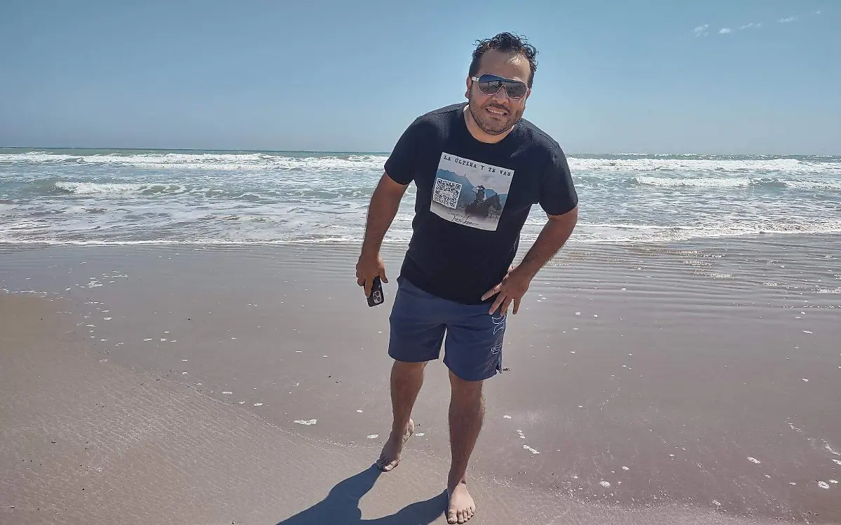 Temoc Luna visita Playa Miramar 