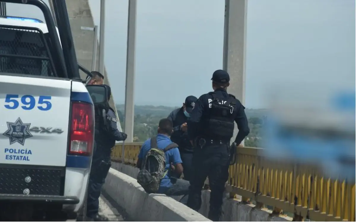 EL puente Tampico ha sido escenario de varios intentos de suicidio en los últimos años