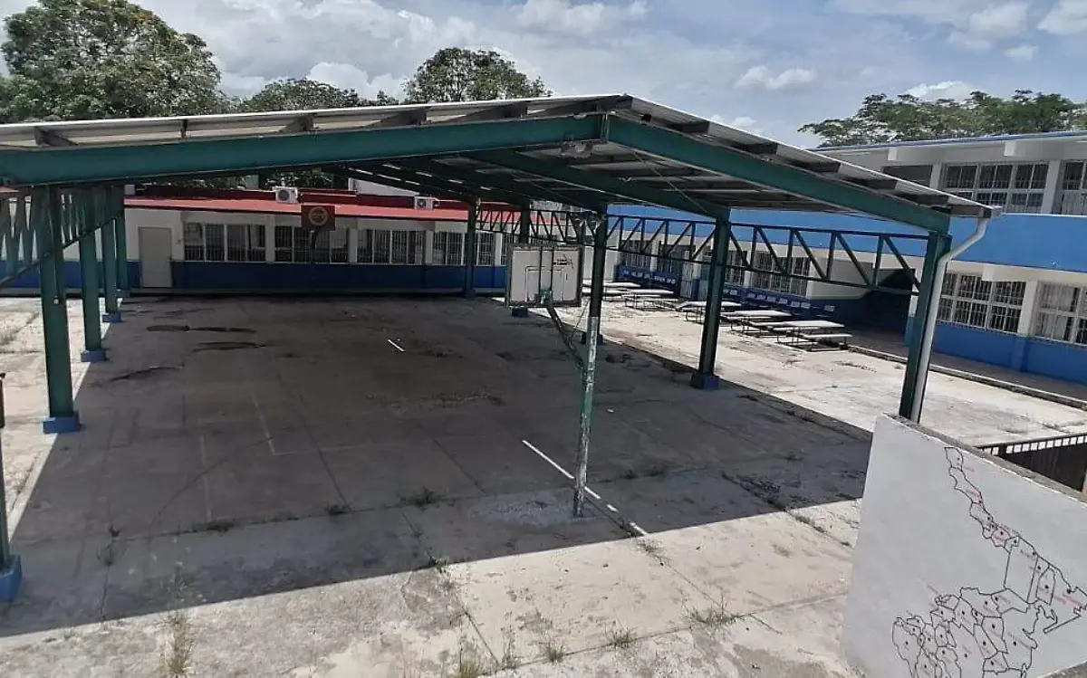 Previo al regreso a clases, más de 40 escuelas federales presentan deficiencias en Tampico José Luis Tapia (Archivo)