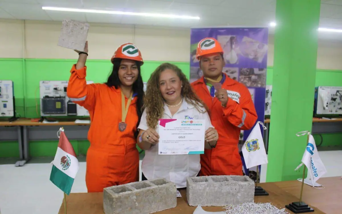 Estudiantes tampiqueños ganan mundial de ciencias, ahora irán a Turquía Nudia Toscano  (1)