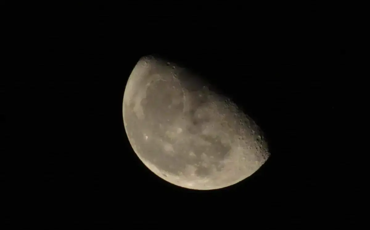hay luna cuarto menguante, así que disfruta la vista del cielo en Tampico Eugenia Gómez
