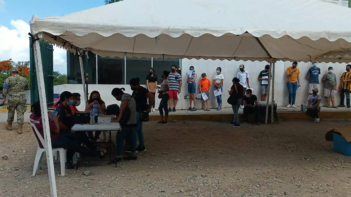 Continúa la vacunación en La Morita, Altamira Miguel Díaz (1)