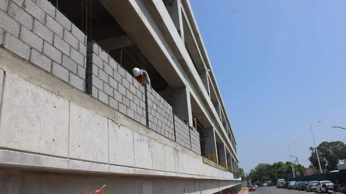 Ya inició la construcción de la nueva tienda de Suburbia