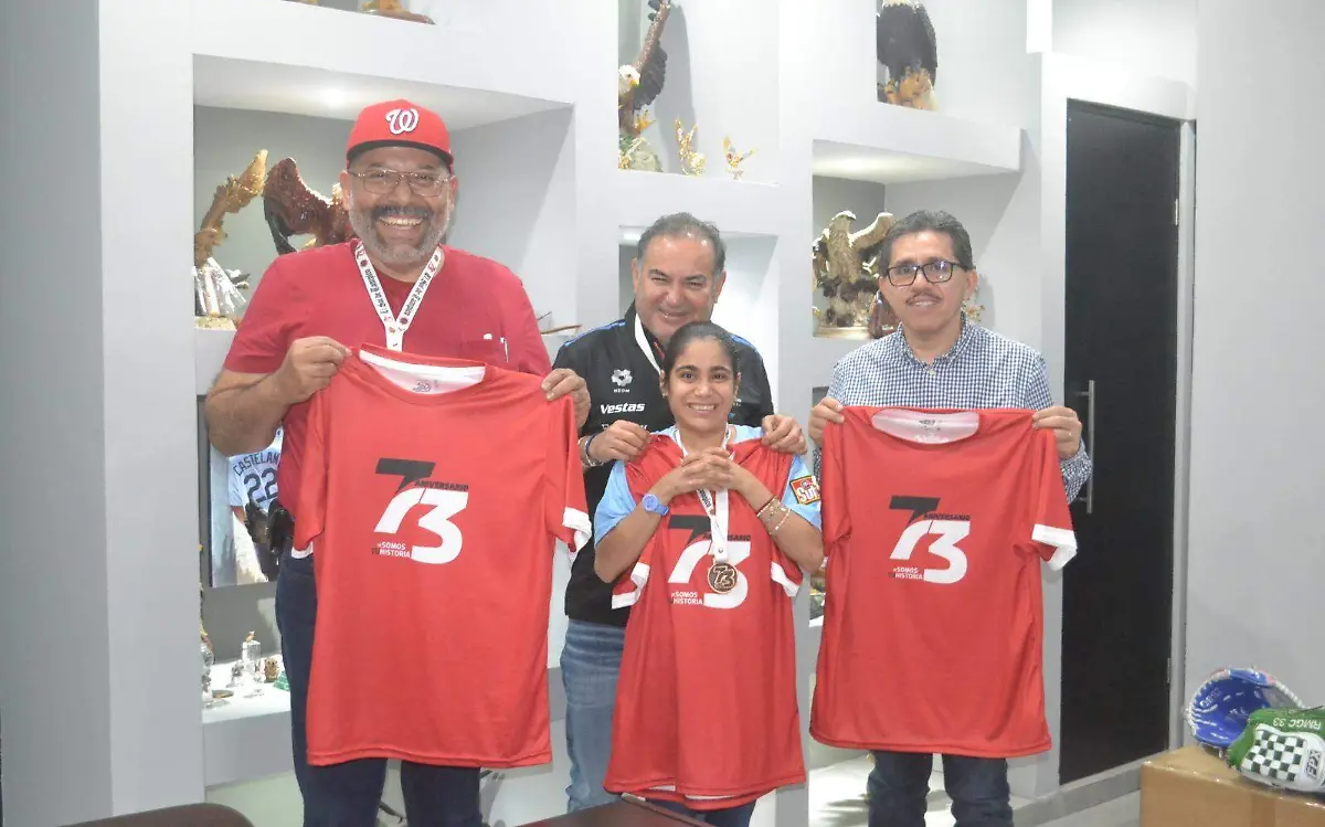 Electricistas se suman a los festejos del 73 aniversario de El Sol de Tampico José Cureño (1)