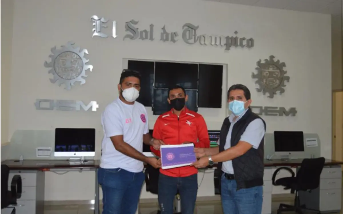 Captura de pantalla 2021-08-22 a la(s) 00.05.56