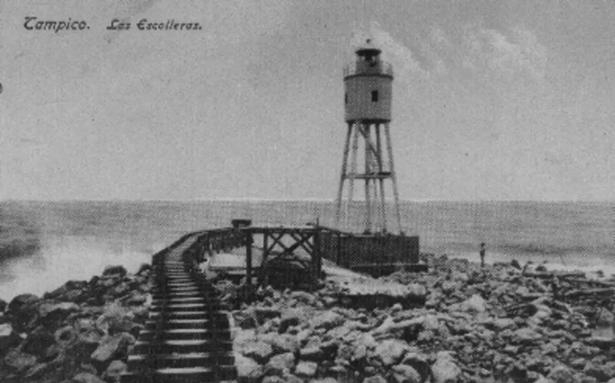 Así lucían las escolleras en 1900