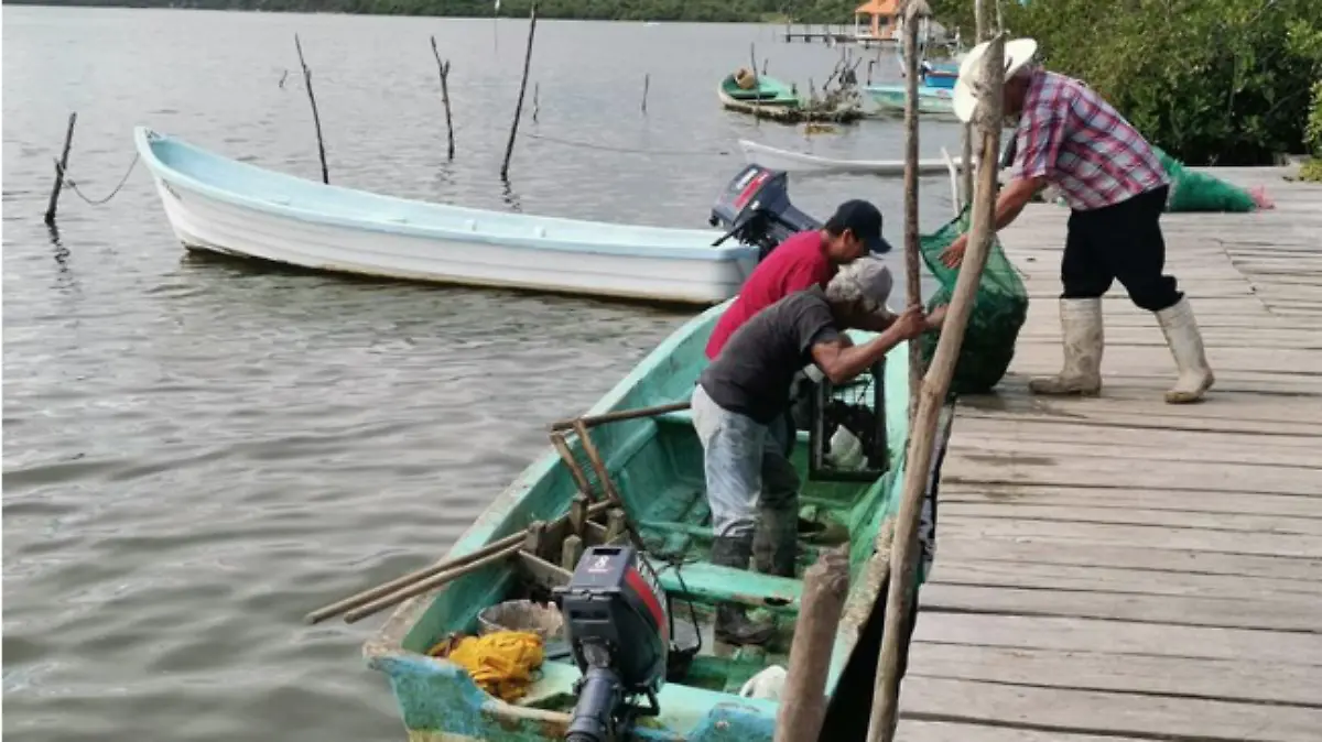 Demandan pescadores de la laguna de Tamiahua concesiones y permisos