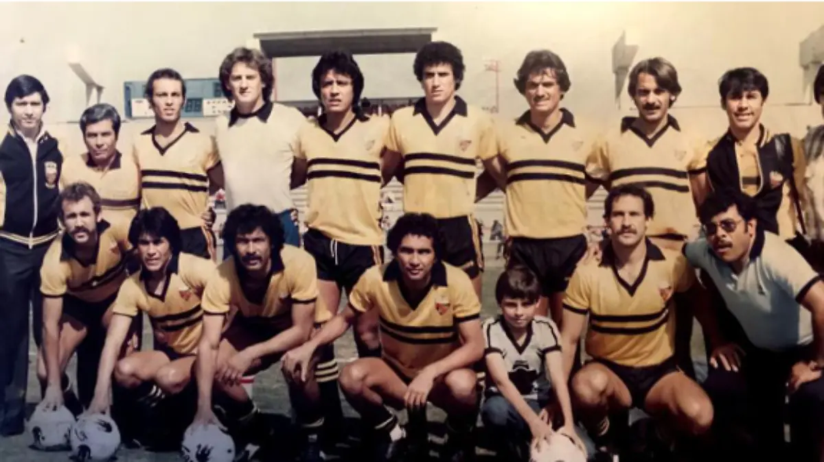 Walter Gassire profesión: portero