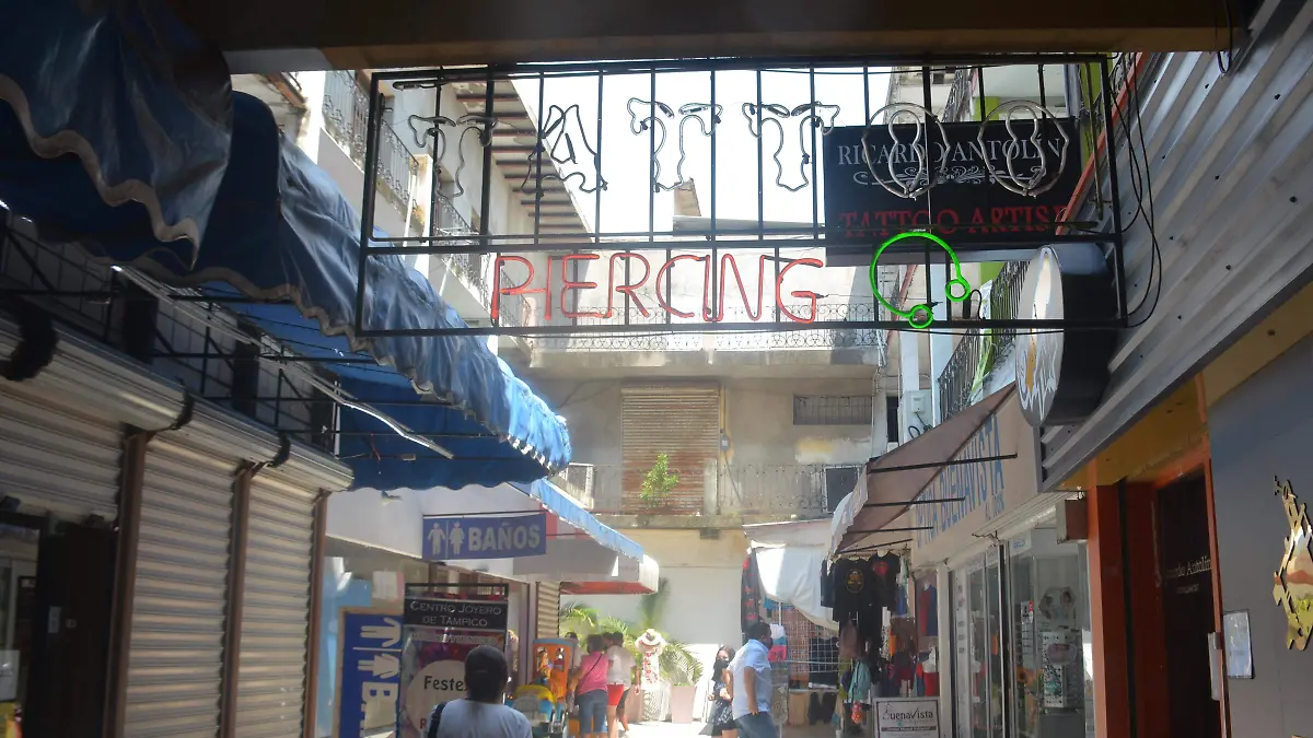 Diversos negocios han ido llegando al pasaje Obregón en el corazón de la zona centro de Tampico