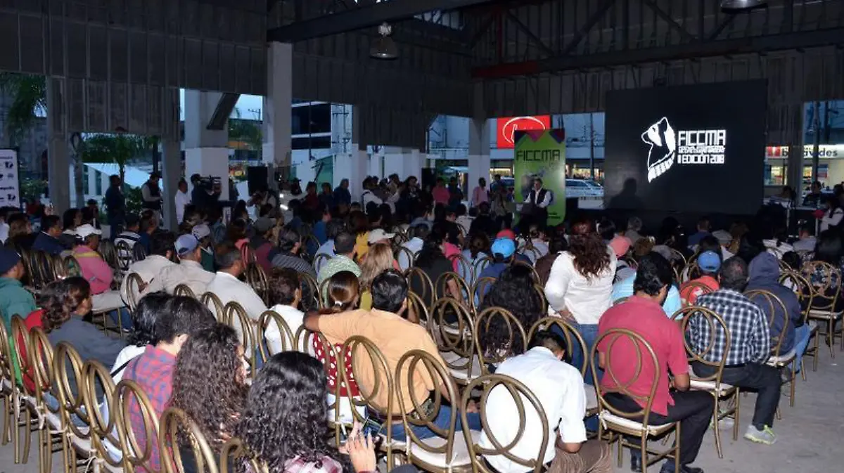 Captura de pantalla 2018-10-21 a la(s) 12.35.58 p.m.