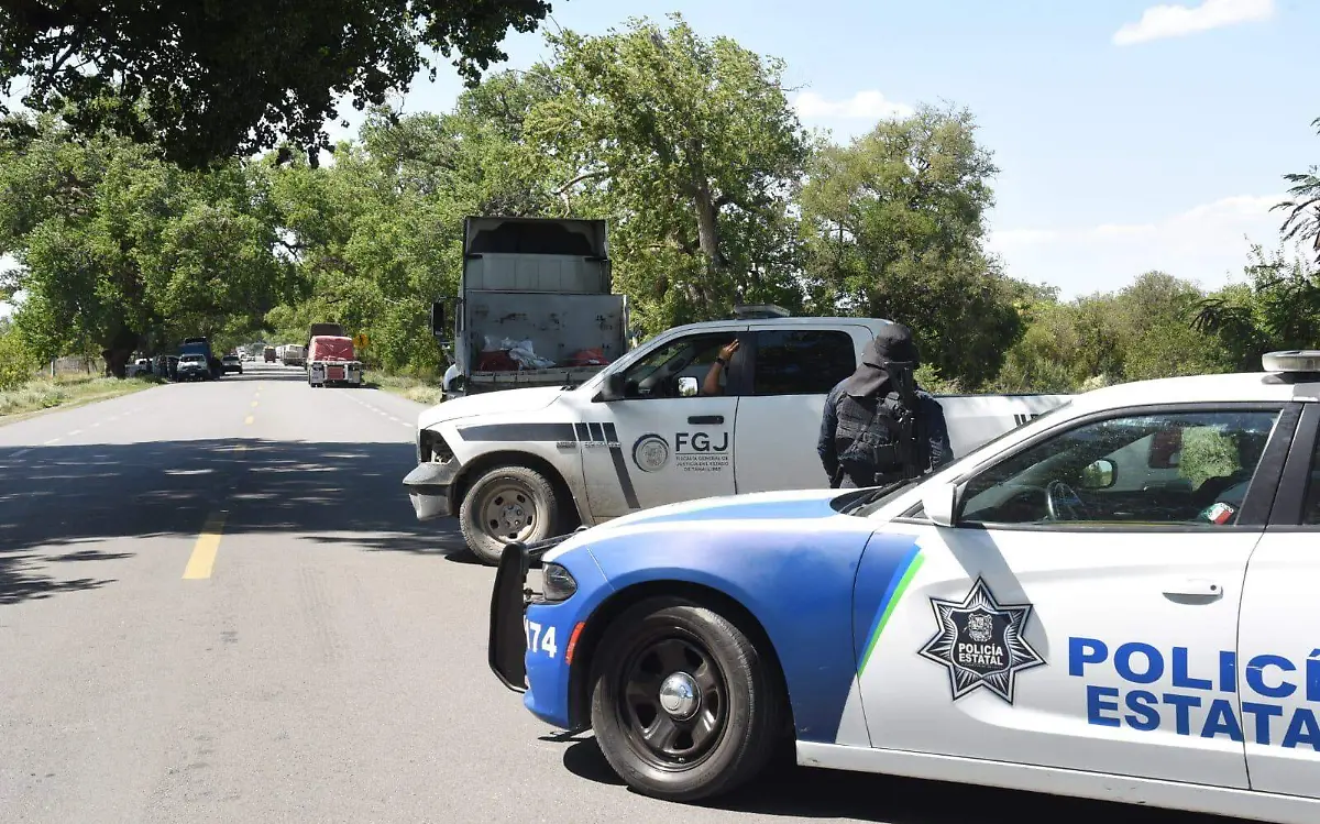 Ofrecen vía alterna para "evitar" bloqueo en Tamaulipas