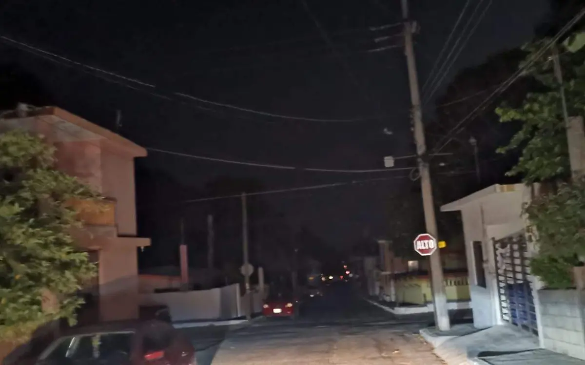Apagón afecta el norte de Tampico 