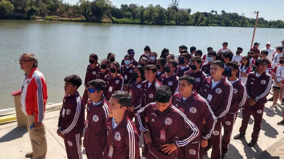 Pánuco, Veracruz cuenta con extraordinarios atletas de canotaje gracias al asesoramiento del entrenador de origen cubano Alberto Naranjo Alemán