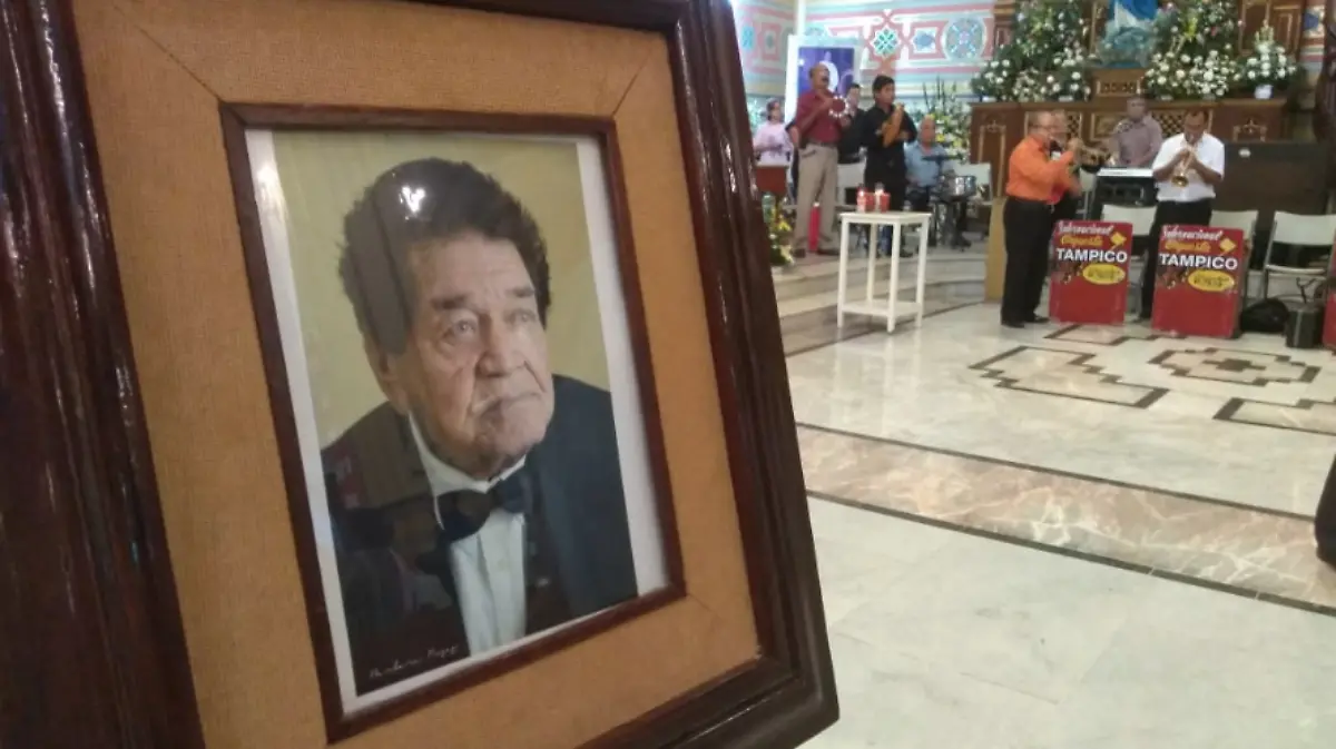 Captura de Pantalla 2019-06-04 a la(s) 12.23.05