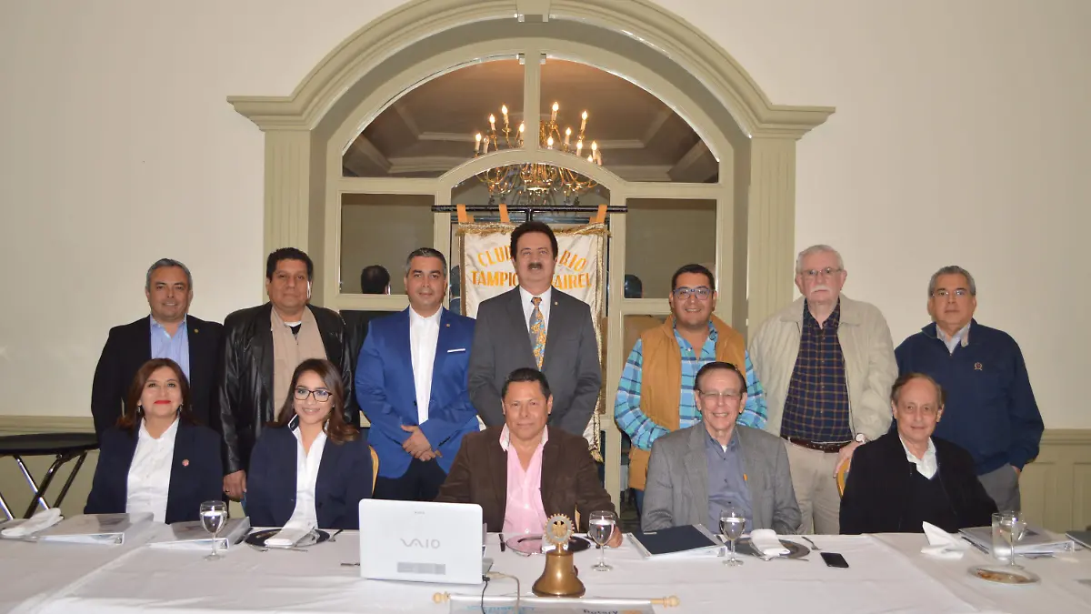 ROTARIOS CHAIREL JUNTA (10)