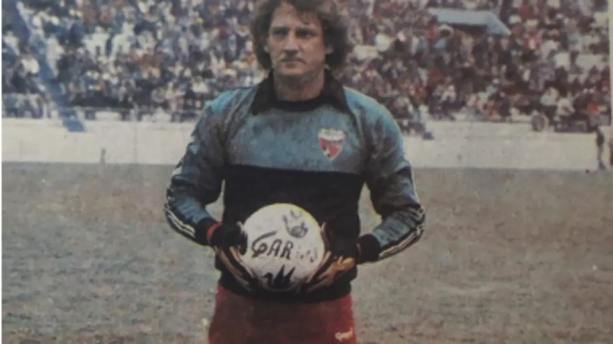 Walter Gassire profesión: portero