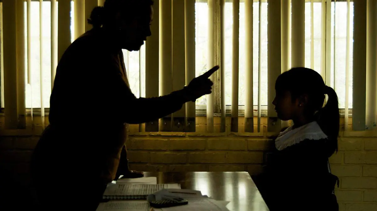 Santa-María-denuncian-a-docente-por-discriminación-y-malos-tratos