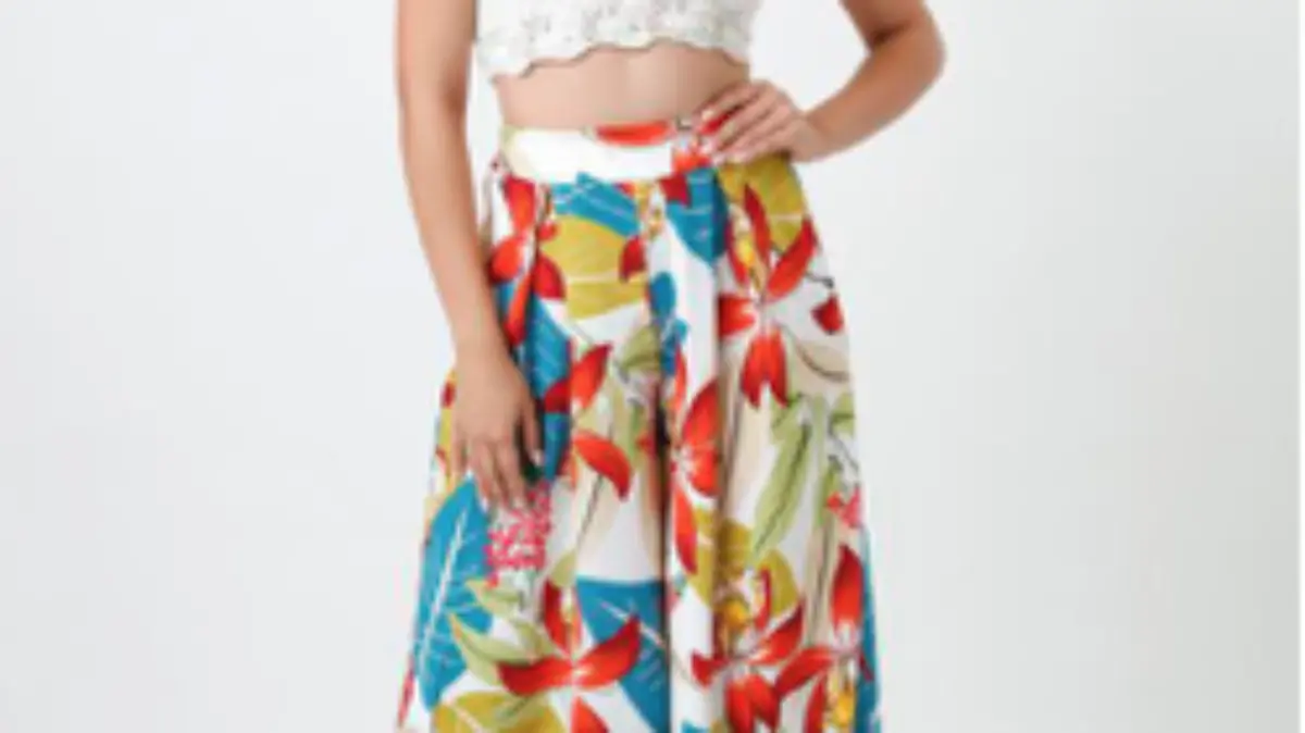 Zulema, luce los maxipantalones :Cortesía InnBOGA®️