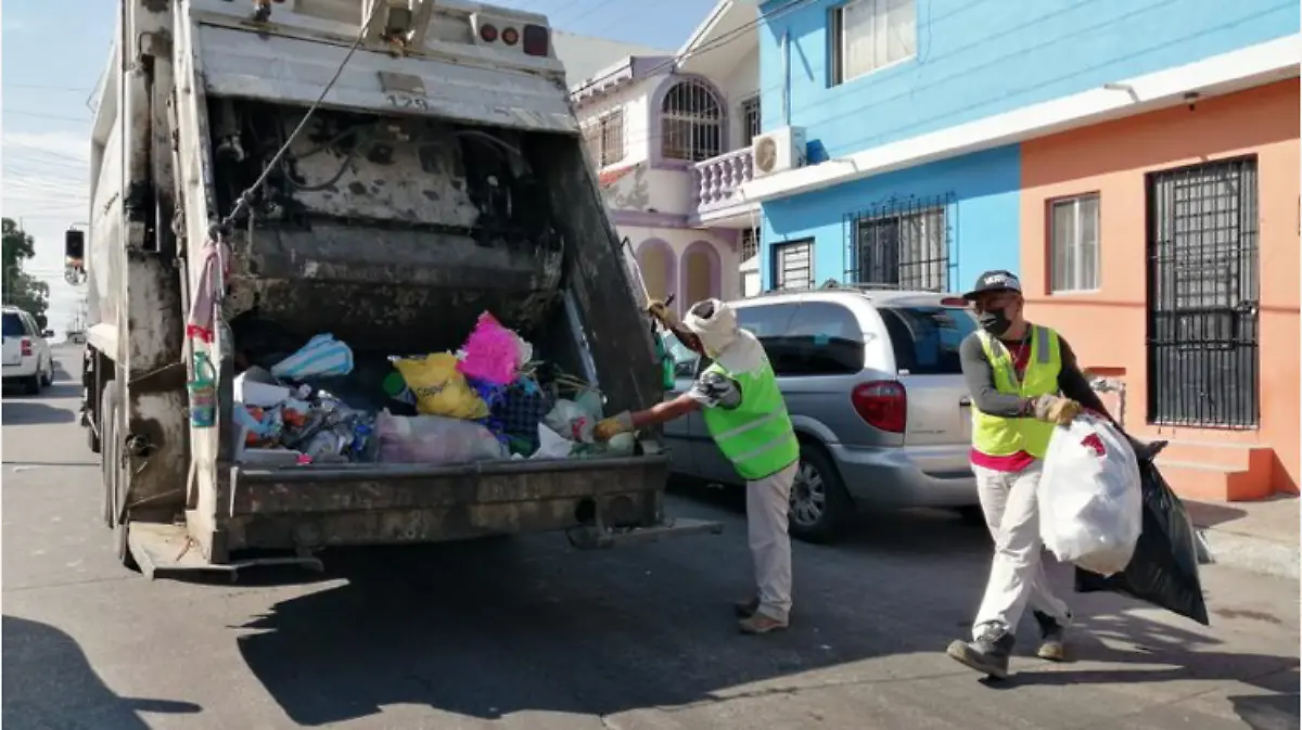 El secretario general del Sutsha, Azael Portillo, pidió a la ciudadanía señalizar la basura de pacientes covid.