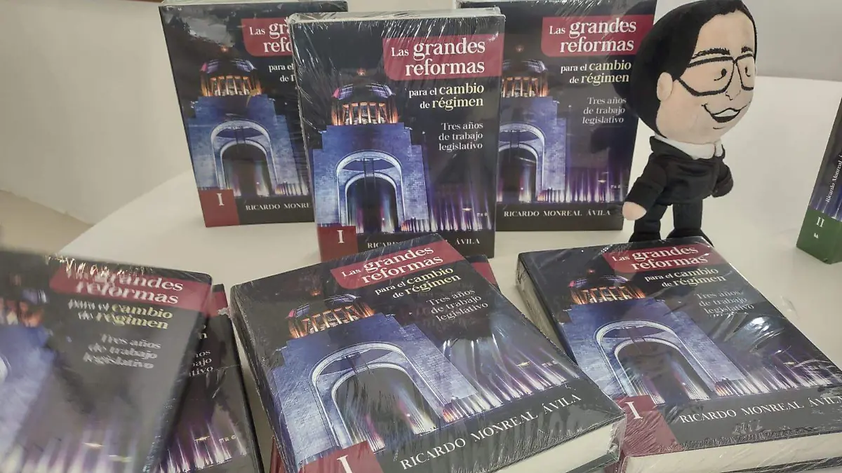 Monreal Ávila acudió a Ciudad Madero, Tamaulipas para presentar los dos tomos de su libro “Las Grandes Reformas para el Cambio de Régimen”