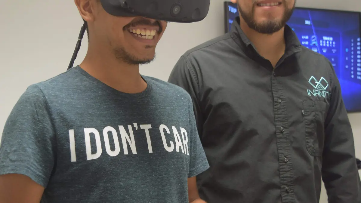 Christian Xaman-ek Olvera Leija Dueño de Infinity Game Center 