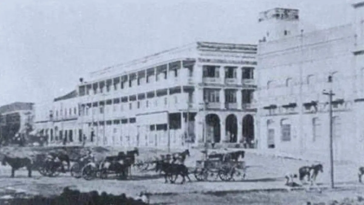 A principios del siglo pasado ya lucía majestuosa la Casa Lastra
